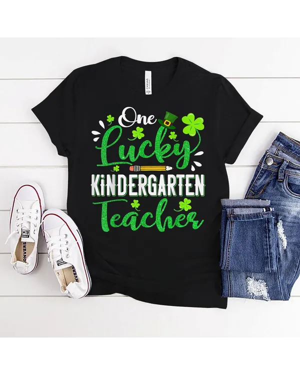 One Lucky Kindergarten Teacher Pencil Shamrock Patricks Day Shirt